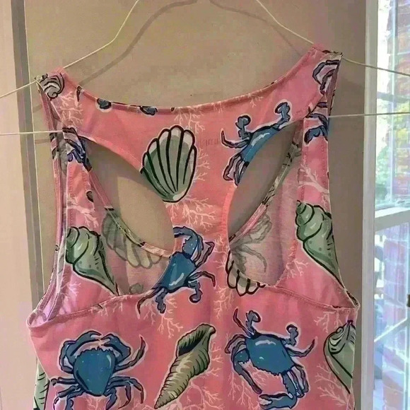 Simply Southern Tank Size Small, Cute cut out in back - Picture 8 of 8